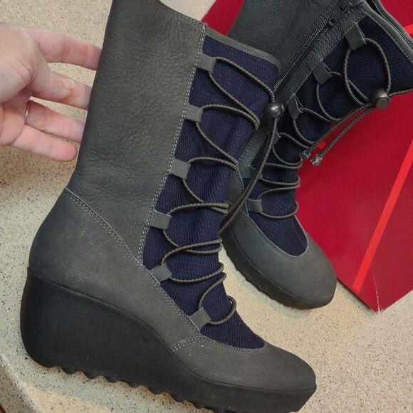 Aerosols Boots Size 5  - Picture 1 of 5